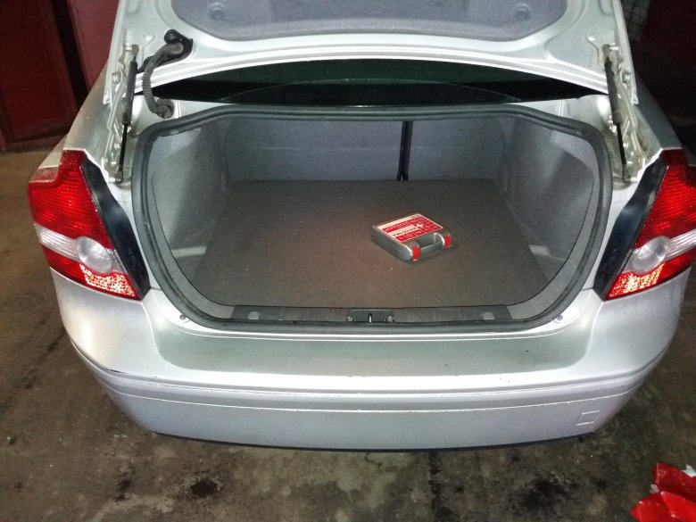 Volvo s40 багажник