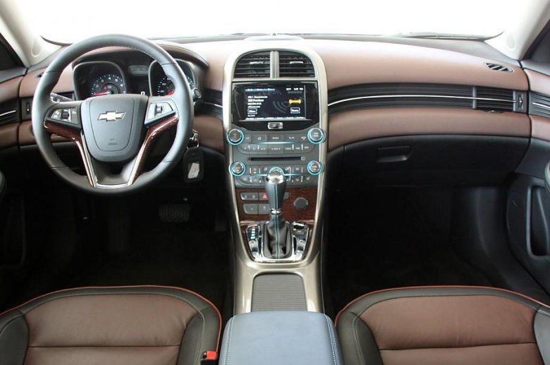 Chevrolet malibu 2013 interior