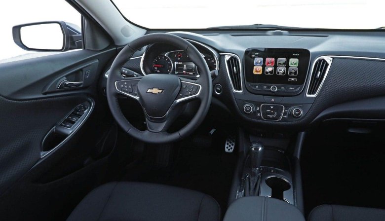 Chevrolet malibu 2019 салон