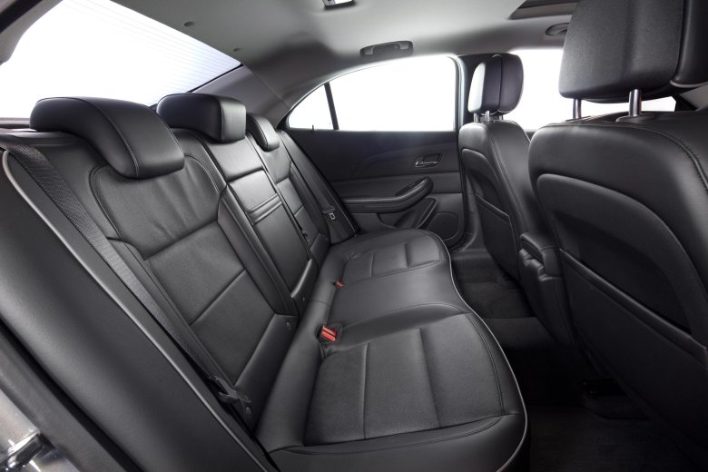 Шевроле малибу 2012 салон