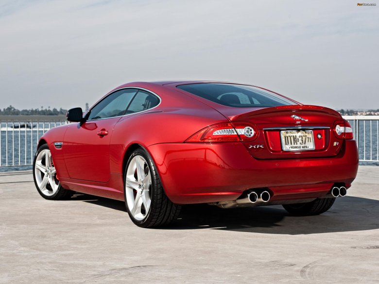 Jaguar xk coupe