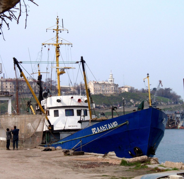 Малый рыболовецкий сейнер