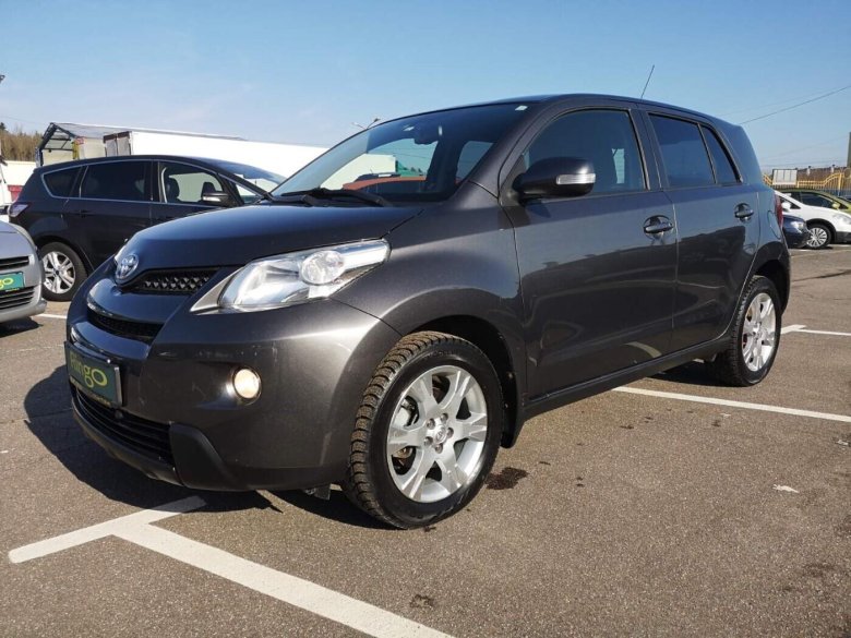 Тойота ист 2007