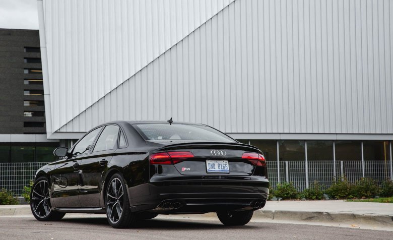 Audi s 8 plus