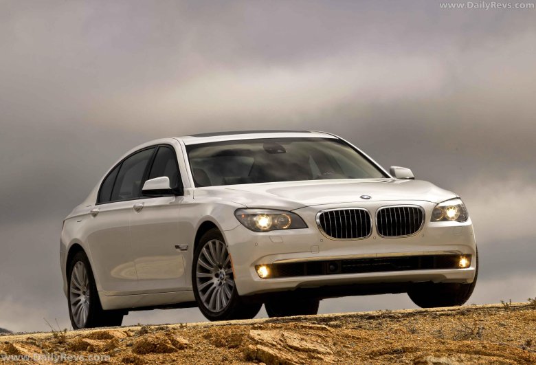 Бмв 7 2011