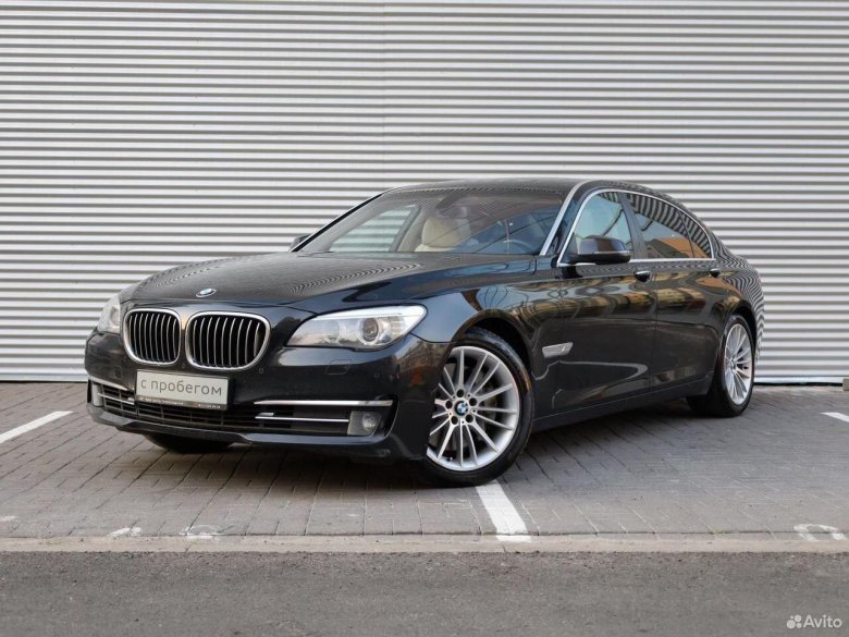 Бмв 7 серии 2010