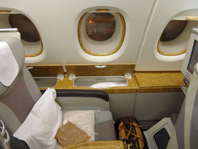 Аэробус а380 эмирейтс салон