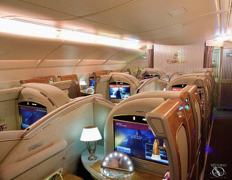 Аэробус 380 800 эмирейтс