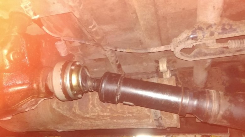 Вал карданный задний соболь 4х4 на шрусах