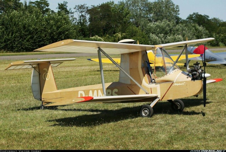 Ультралайт биплан самолет