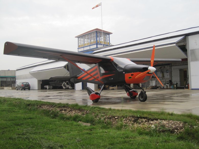 Сверхлегкий самолет д46