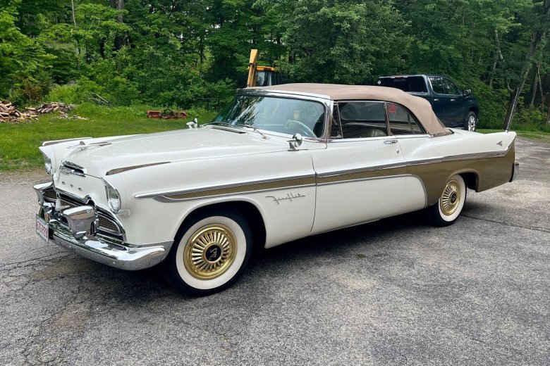 Desoto fireflite 1956