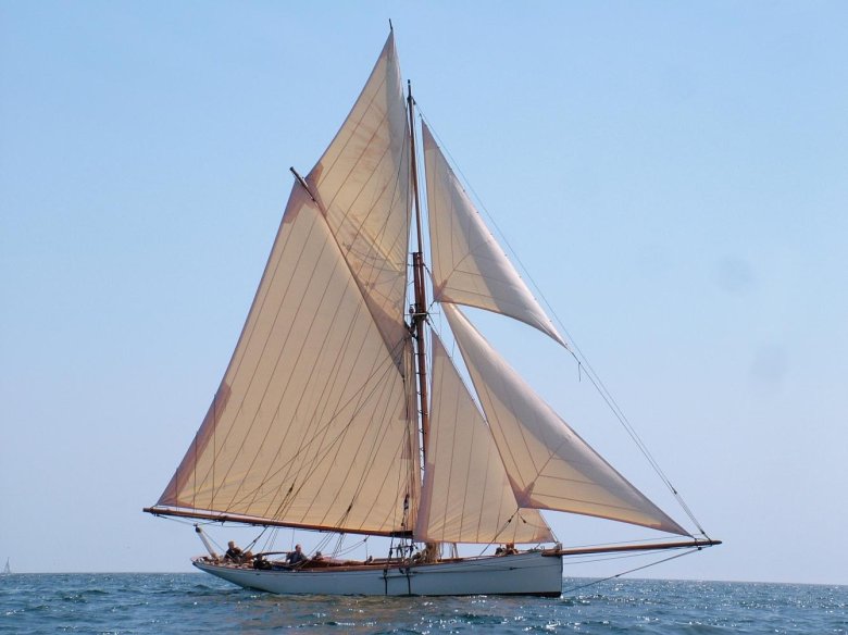 Парусное вооружение бермудский шлюп