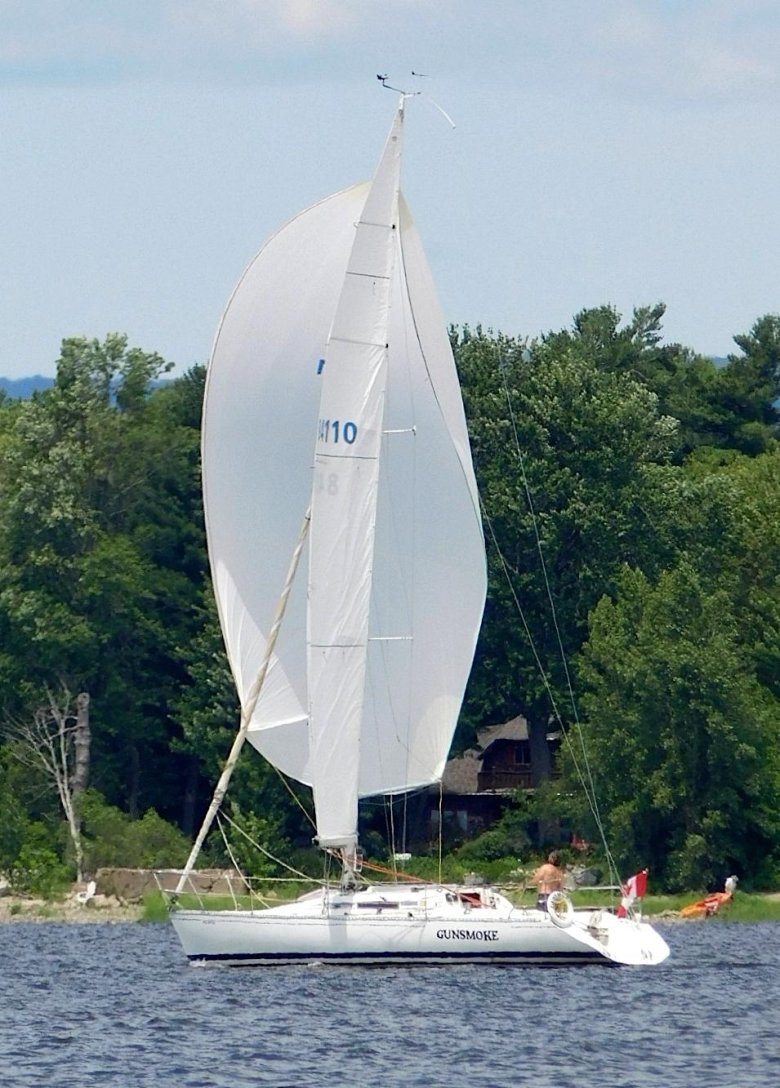 Парусная яхта