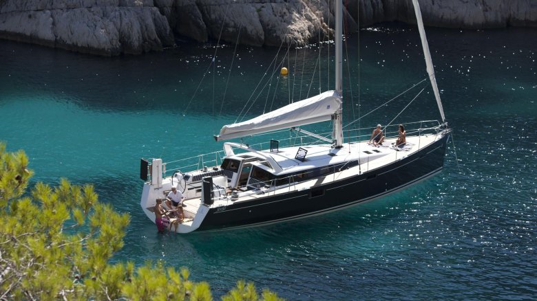 Яхта beneteau 50