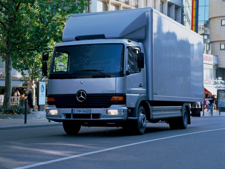 Mercedes-benz atego 815