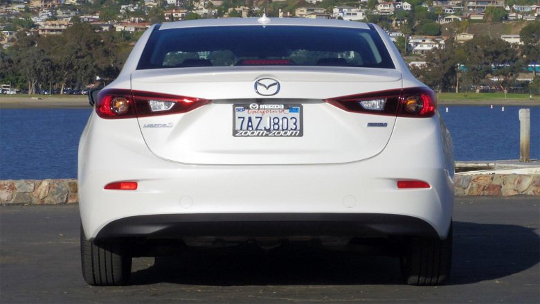 Мазда 3 седан 2014