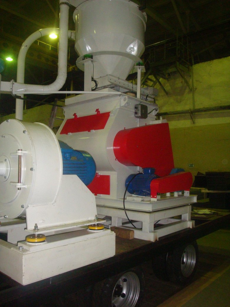 Зерно дробилка