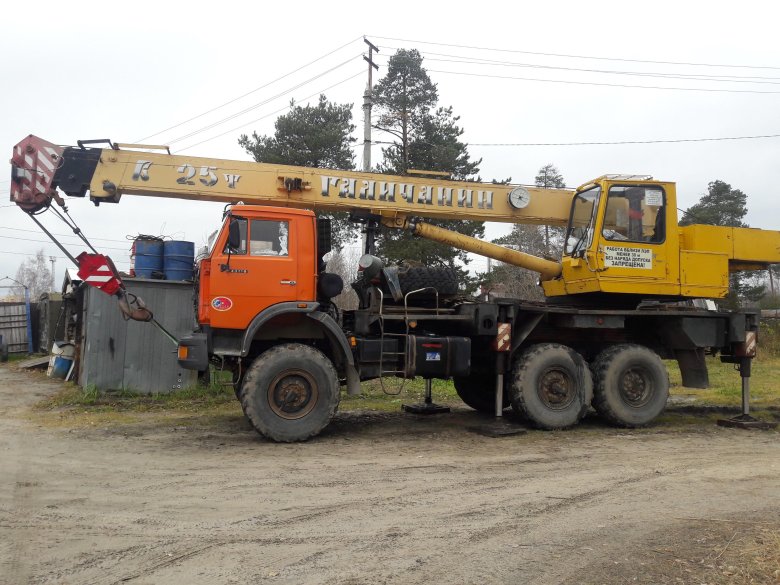 Автокран галичанин 25 тонн вездеход