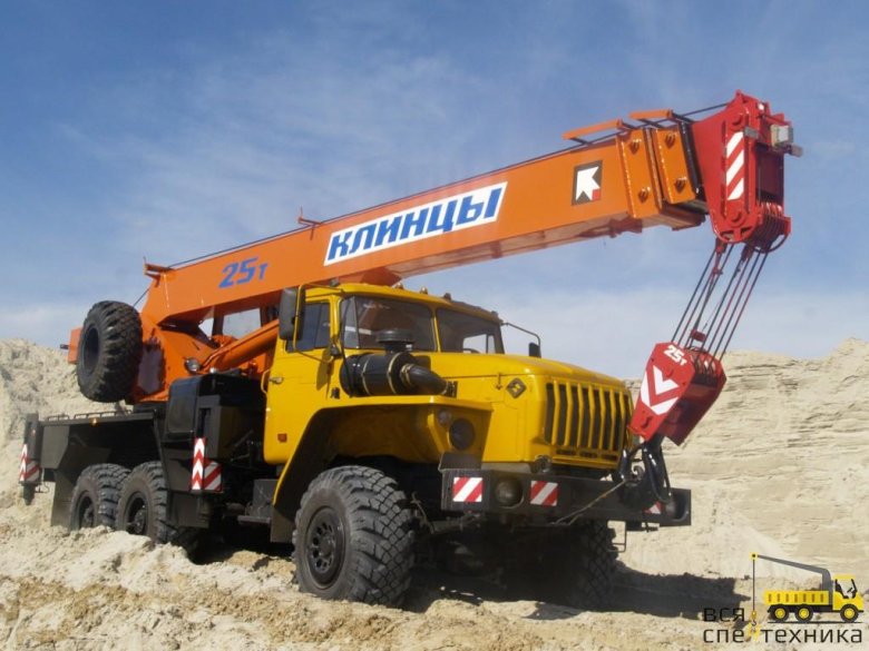 Автокран 25 тонн