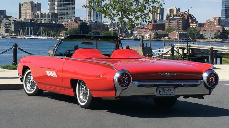 1962 ford thunderbird