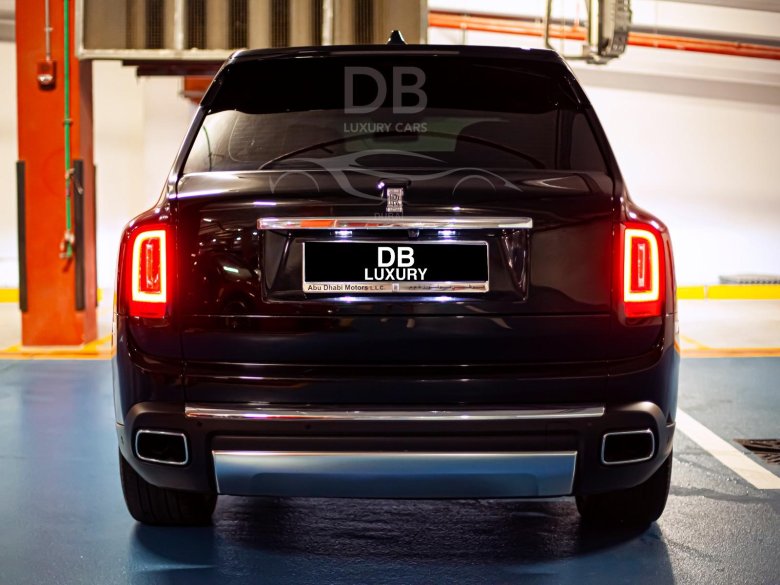 Черный роллс ройс