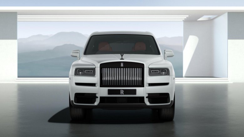 Внедорожник rolls royce cullinan