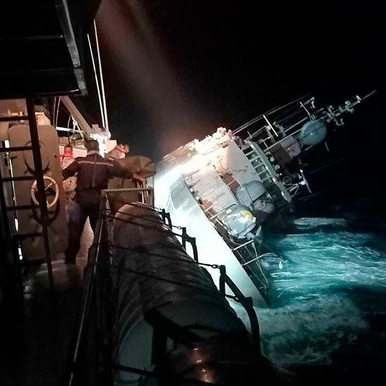 Затонувший корабль в тайланде