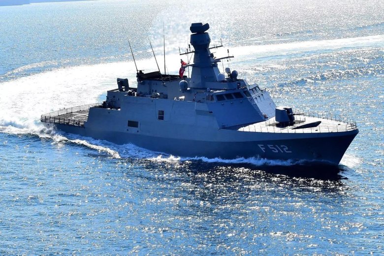 Боевой корабль