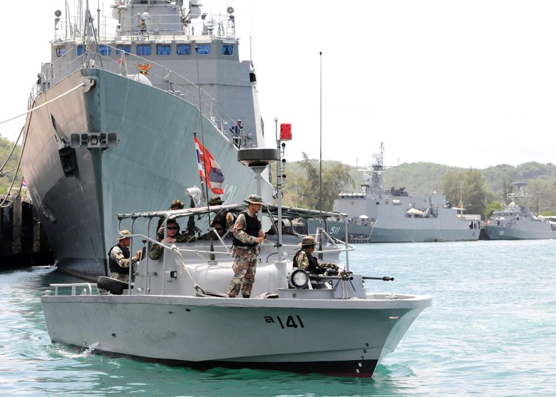 Речной патрульный катер