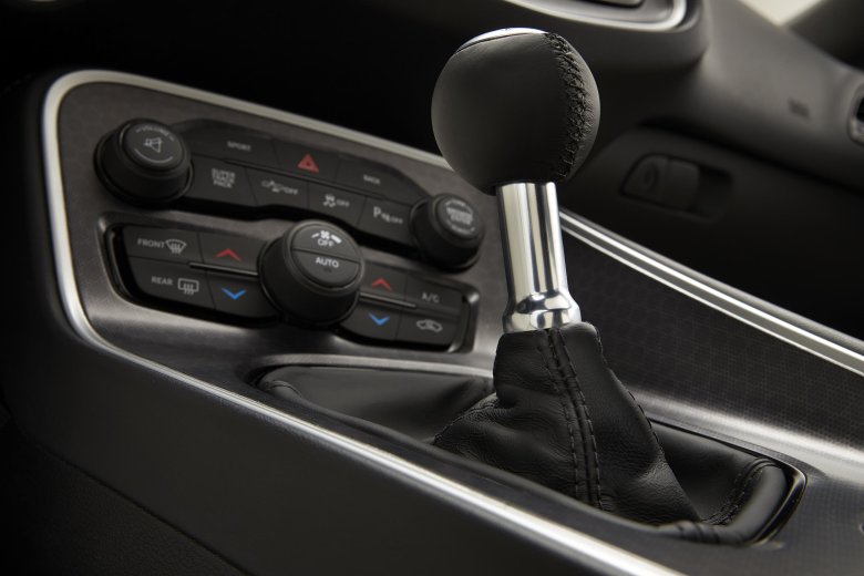 Коробка передач додж челленджер