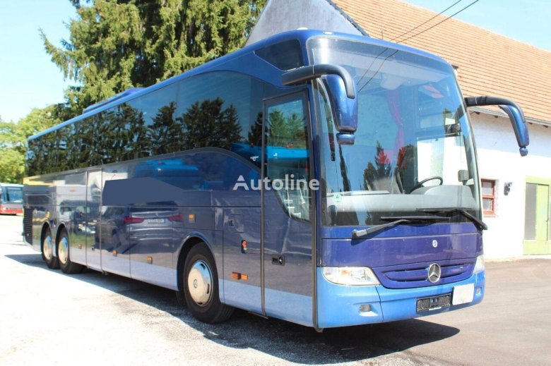 Автобус mercedes benz tourismo