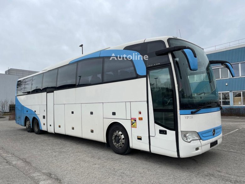 Автобус mercedes benz tourismo