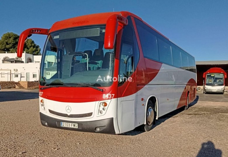 Автобус mercedes benz travego