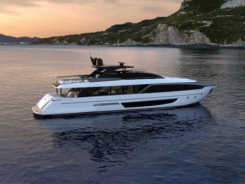 Яхта феретти