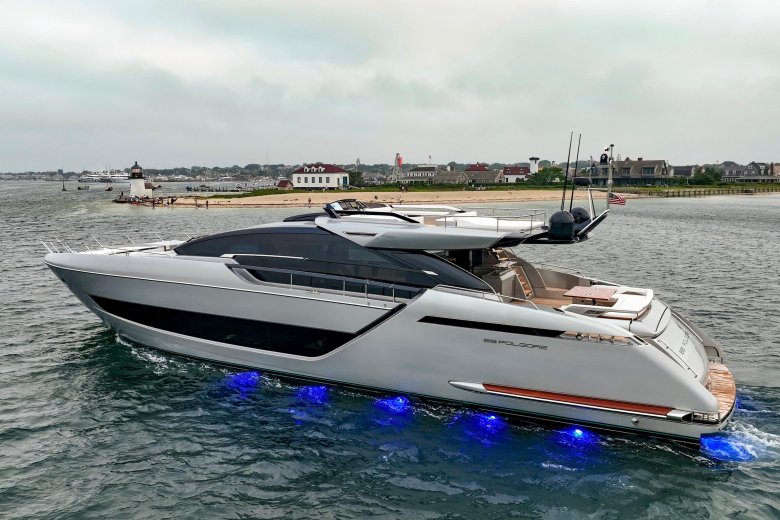 Роскошная яхта