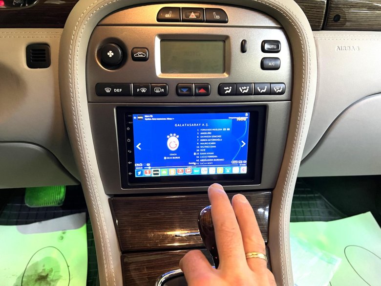 Магнитола jaguar x-type