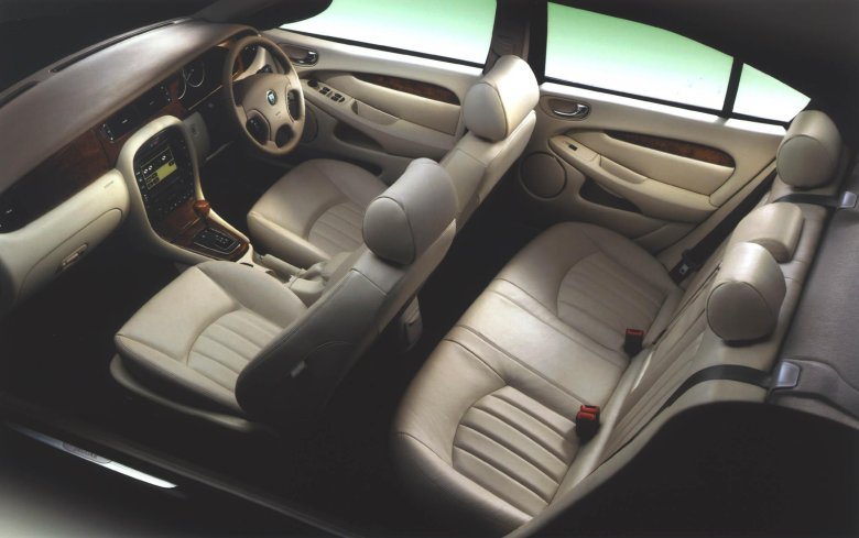Jaguar x type салон