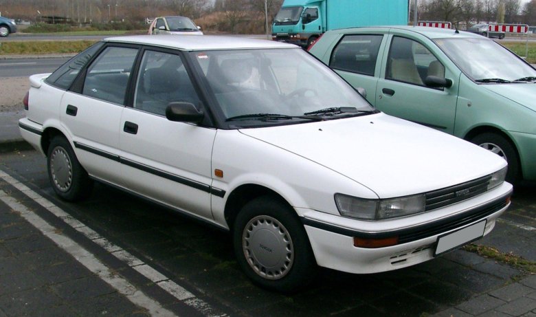 Toyota corolla e80
