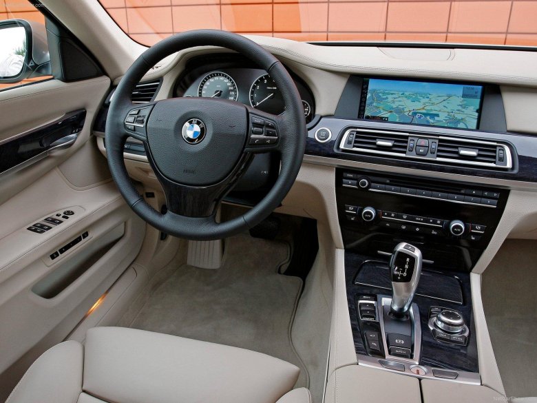 Bmw 750i 2011