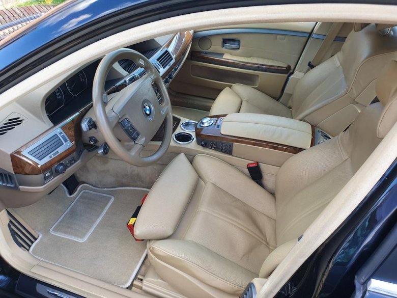 Бмв 7 серии 2003