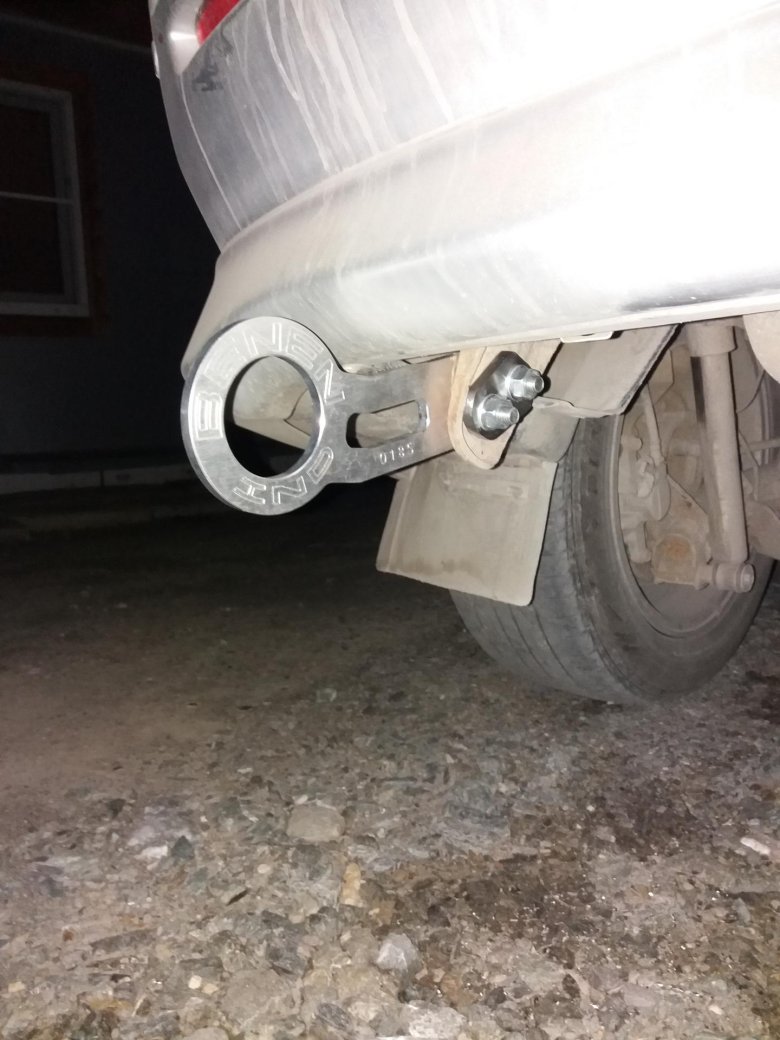 Тойота надия буксировочная задняя петля