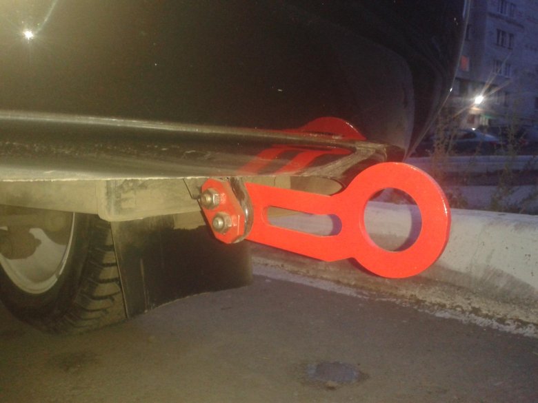 Петля буксировочная задняя