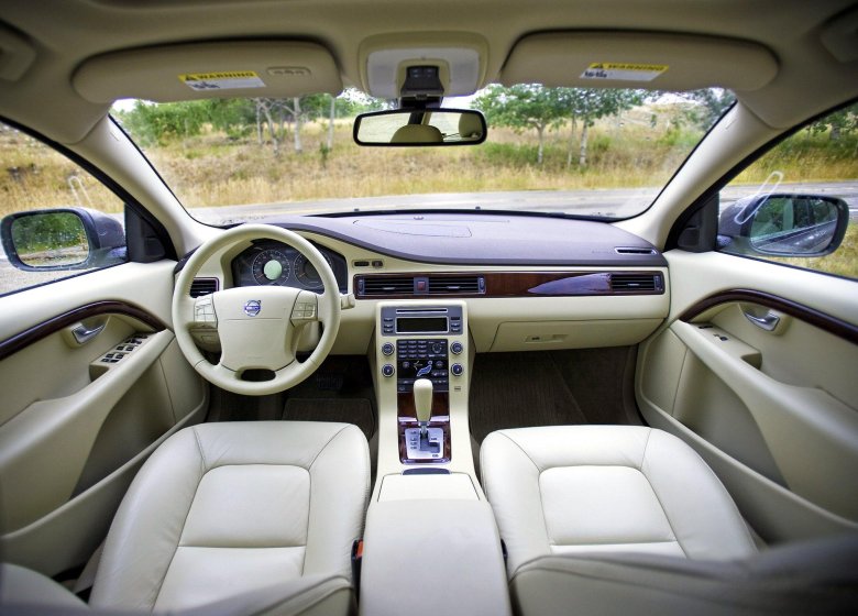 Volvo xc70 2008 салон