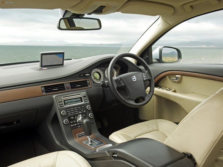 Вольво v70 2007 салон