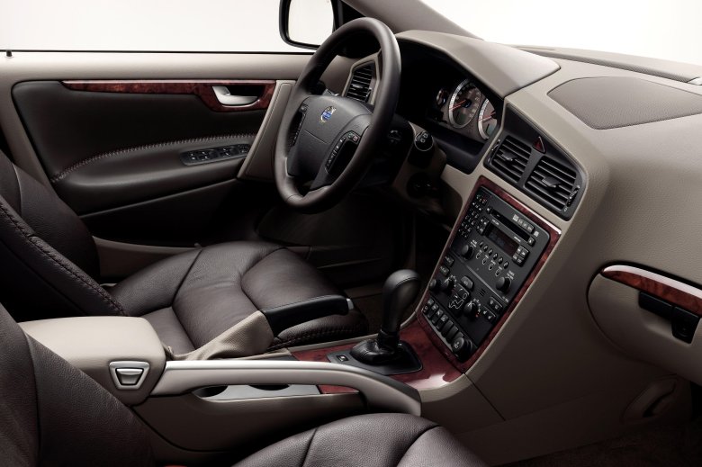 Вольво xc70 2006 салон