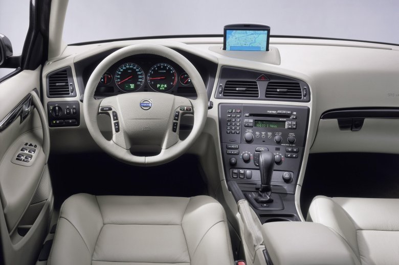 Volvo s 60 2005 салон