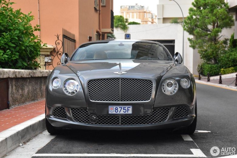 Бентли континенталь gt 2012