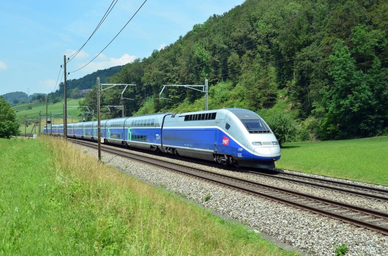 Поезд тжв франция