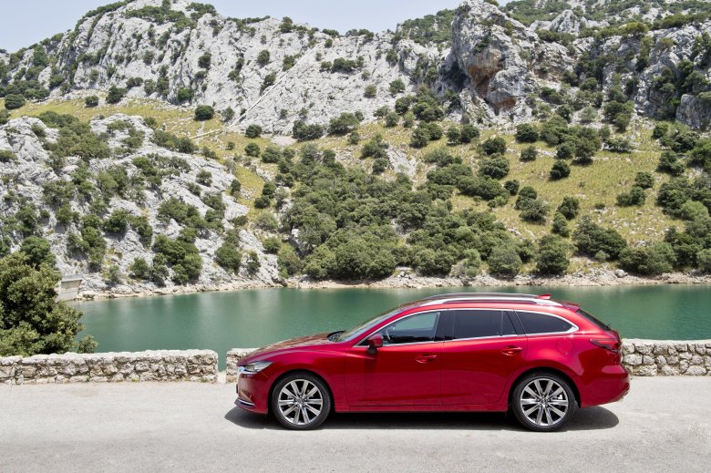Mazda 6 wagon 2021